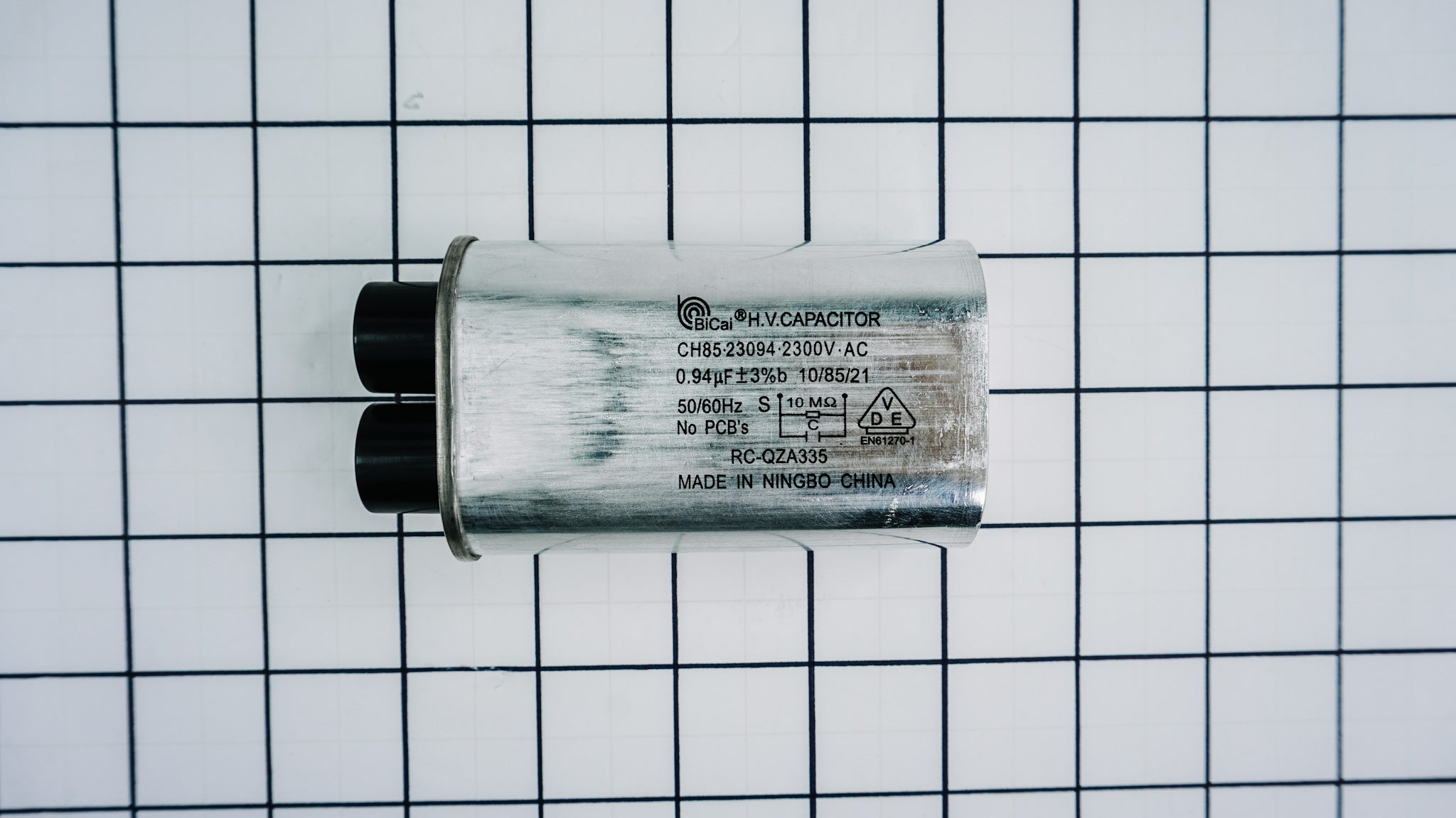 Microwave High Voltage Capacitor